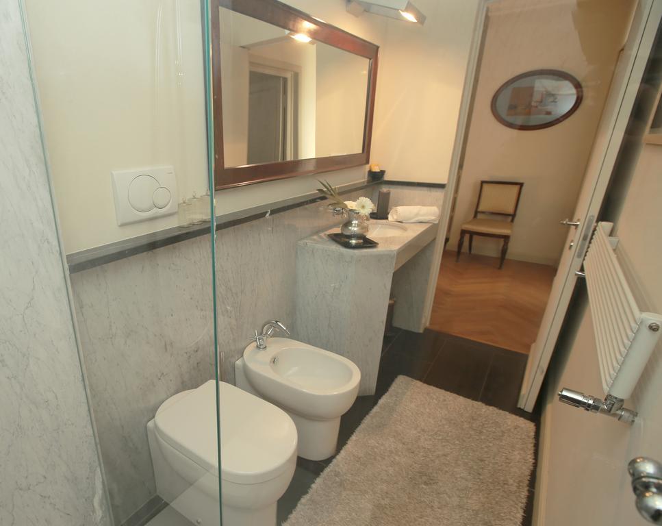 Mdr Numbersix Suites Florence Bilik gambar